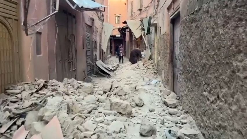 Video z Marrákeše. Záběry ukazují zkázu historických budov